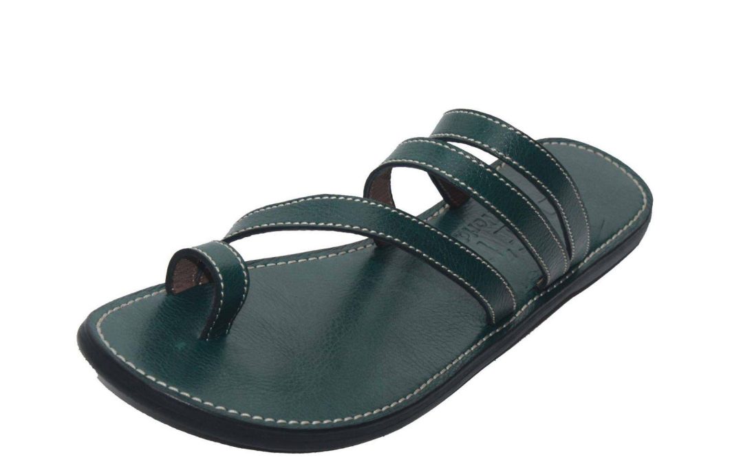 Male dark green multi-strap toe loop sandals-Stylish casual slippers